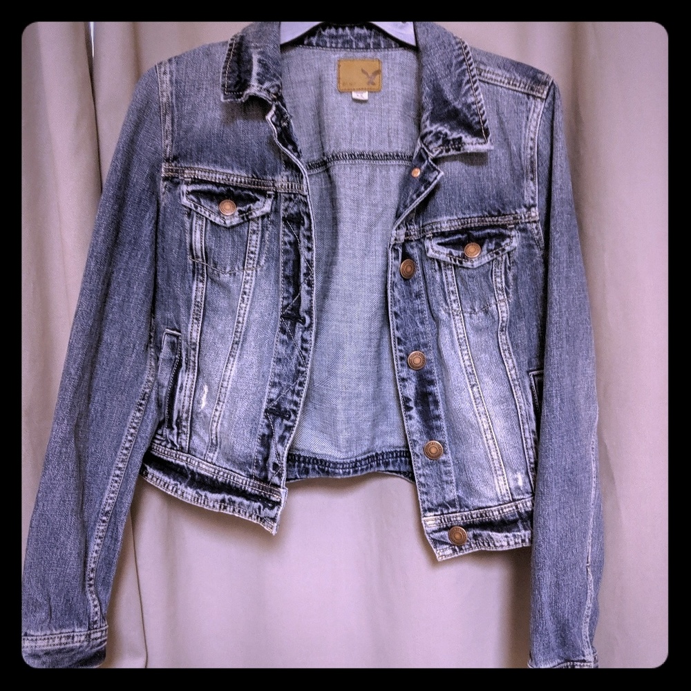 AE distressed cropped Jean jacket